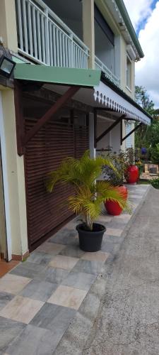 مدخل, Ericka et François (Ericka et Francois) in ديامنت