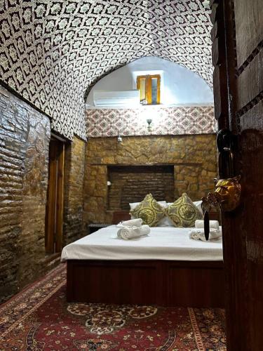 Historical Caravan Sarai XIX Century Mekhtar Anbar