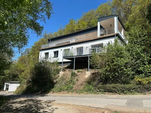 Villa Holgenbach - Penthouse und Ferienwohnung im Nationalpark Eifel in Schleiden, Deutschland