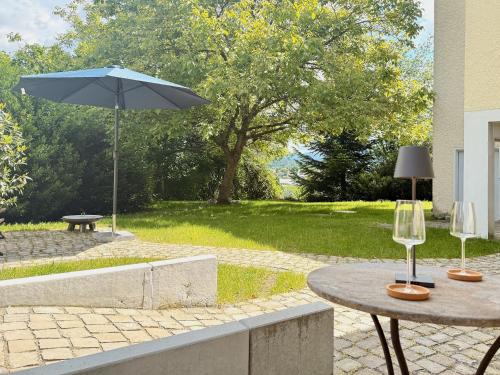 Kert, Ferienwohnung Villa Hoyerberg Allgäu - moderne Wohnung mit Blick ins Allgäu (Ferienwohnung Villa Hoyerberg Allgau - moderne Wohnung mit Blick ins Allgau) in Lindau városközpont