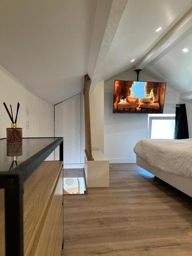Cruz House in Champforgeuil