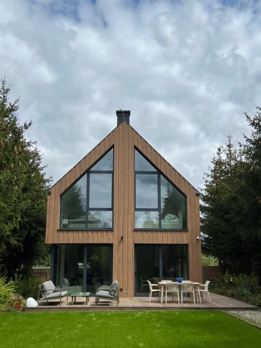 Ukoya Mazury in 斯特雷吉爾萊克