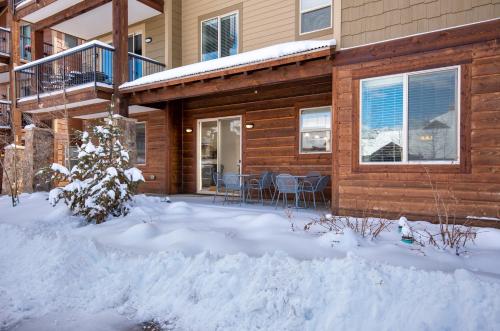 Trailhead 211 shared hot tub in וינטר פארק(סי או)