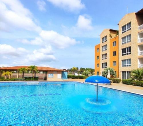 Beautiful apartment in Marina del Rey near Italcambio