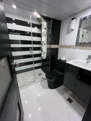 Beautiful apartment in Marina del Rey near Italcambio