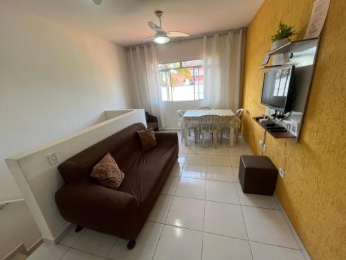 Casa 1 km da Praia Enseada com Garagem in ชารดิง วีร์จิเนีย