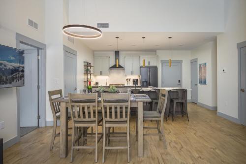 Timber Fox 1403 downtown Winter Park - Community Hot Tub in Winter Park (Colorado)