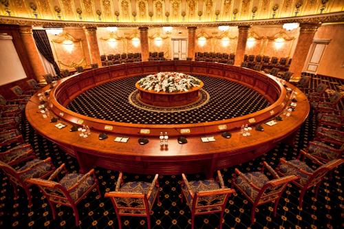 68527689 Multi Grand Pharaon Hotel