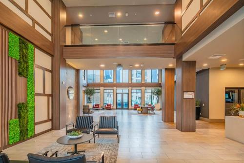 Luxe 1BR Kierland Commons, TPC Golf, Pool, Gym, W-D detail