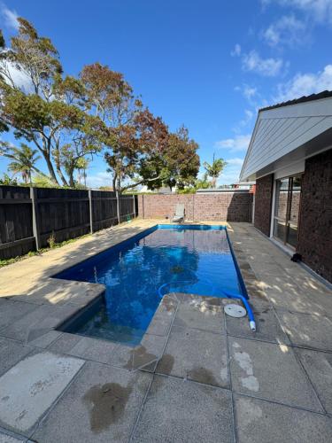 منظر, Seaside Luxury 4bedroom House in Pakuranga Heights