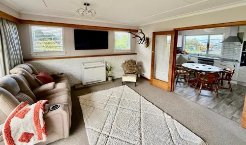 Comfort & Warmth at Stag Lodge Near Queens Park, Invercargill (zdjęcie 11)