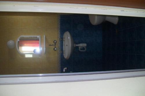 Double Room with Balcony image 4