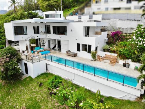 Villa La Colline - Vue sur Mer des Caraïbes (Villa La Colline - Vue sur Mer des Caraibes) in Schœlcher