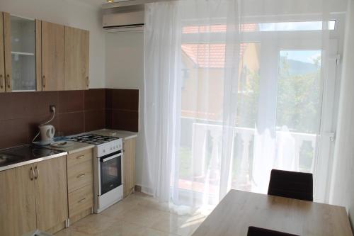 View, Rooms and Apartments Milana in Bar