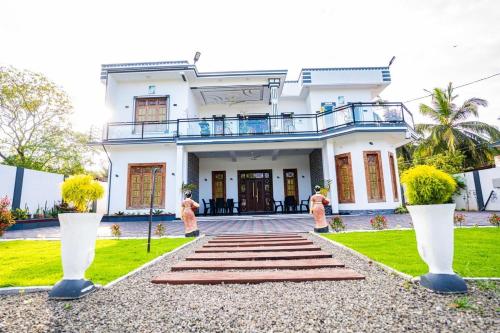 Luxury Stay Near Pasikuda