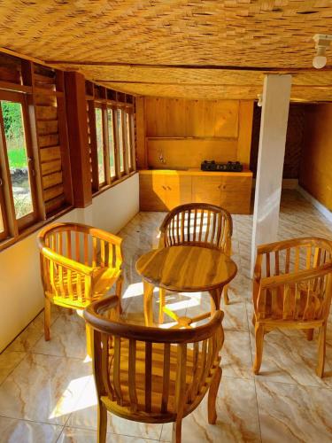 Kampung Bareto Cottage And Resto in Cisurupan