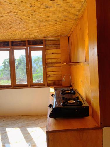 Kampung Bareto Cottage And Resto in Cisurupan