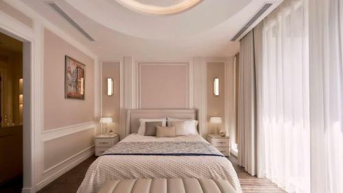 One-Bedroom Apartment image 9