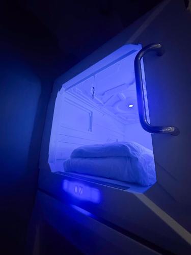 U Street Capsule Hostel - image 14