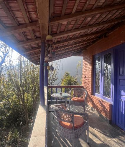 Double Room with Balcony (2 Adults + 1 Child) image 7