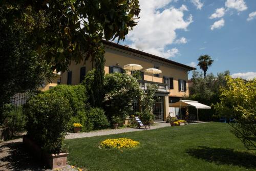 Al Porto Di Lucca B&B