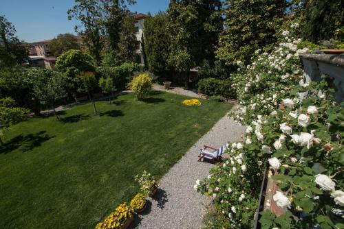 Al Porto Di Lucca B&B - image 3