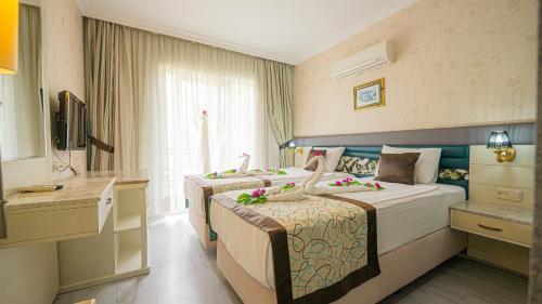 RİOS BEACH HOTEL