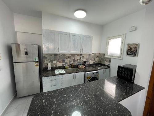 A piece of heaven by the beach one bedroom - image 2