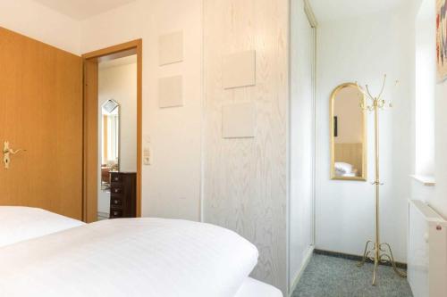 One-Bedroom Apartment with Balcony image 8