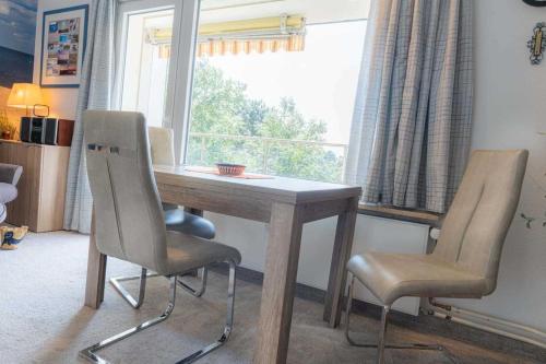 One-Bedroom Apartment with Balcony image 10