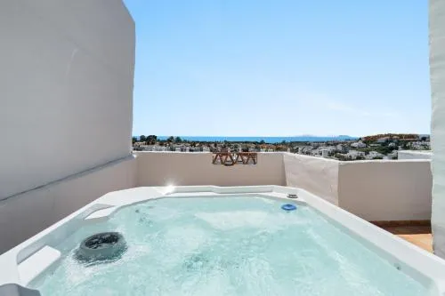 Sea View & Mountain View Apartment with Private Jacuzzi - Sunset Golf, Estepona photo 2