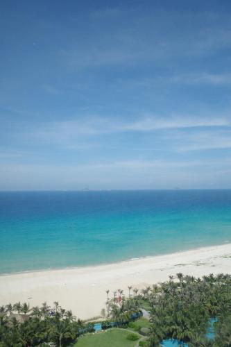 The Luxury 3-Bedroom Villa in Wyndham Cam Ranh Resort