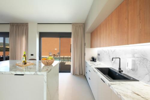 Madre Tierra Boutique Villa 1 in Theriso