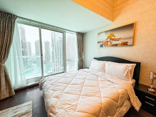 Fully Furnished Studio Lake Terrace, JLT Prime Location by Al sarya Holiday Homes, Dubái (foto 2)