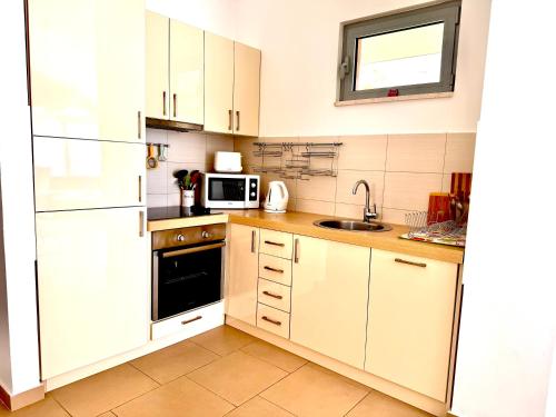 Acacia Hill apartment A9 without pool in Denovici