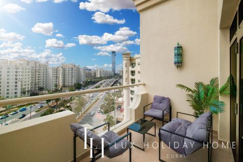 LUX The Shoreline Palm Island Skyline Suite 2, Dubái