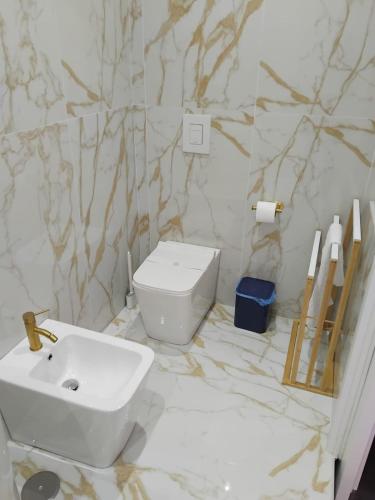 Residenza Angioina, Naples (photo 2)