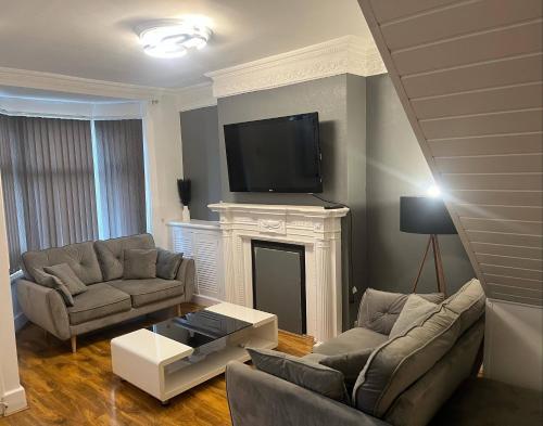 1-Guest Charm Home w Street Parking & WiFi & Party gîte à louer Leicestershire Partnership NHS Trust