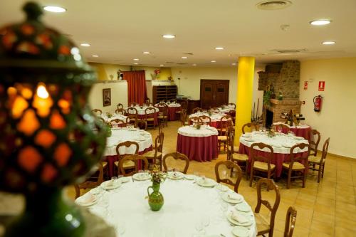 Hotel Paraje La Lambra in Rus