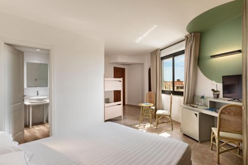 Rina Hotel - image 6