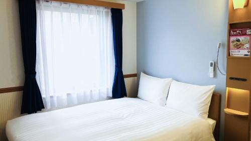 Double Room - Smoking room in Toyoko Inn Nagoya-eki Shin-kansen-guchi