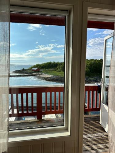 Cozy townhouse at the sea! in Bronnoysund