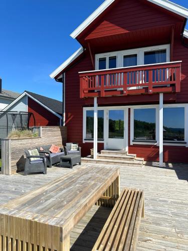 Cozy townhouse at the sea! in Bronnoysund