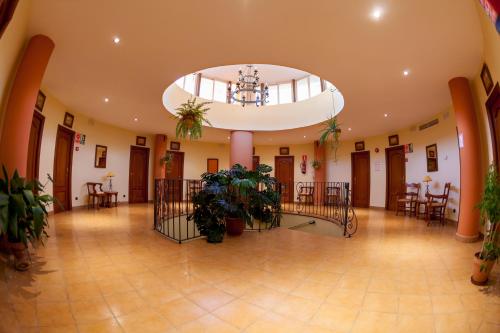 Hotel Paraje La Lambra in Rus