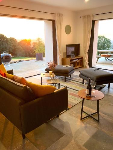 Grange Bernata, havre de paix sur la colline in Pontacq