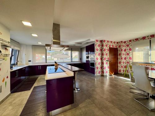 Cabral House Jardín, BBQ y Bañera Hidromasaje (Cabral House Jardin, BBQ y Banera Hidromasaje) near Vigo-Peinador repülőtér