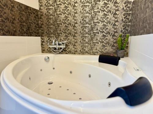 Cabral House Jardín, BBQ y Bañera Hidromasaje (Cabral House Jardin, BBQ y Banera Hidromasaje) near Vigo-Peinador repülőtér