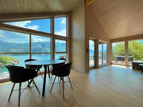 FjordCabin Preikestolen in Forsand