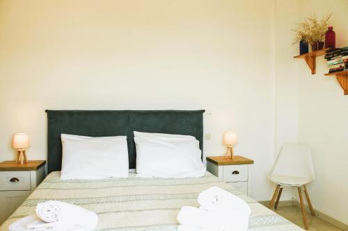Two-Bedroom House image 10