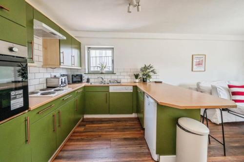 City Centre Snow Hill Apartment (Sleeps 6), Birmingham (photo 2)